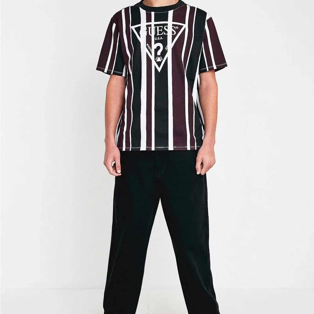 Guess Originals Men's Rexford Black Striped Short-Sleeve T-Shirt - Picture 2 of 7